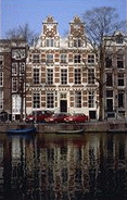 (a picture of a house in Amsterdam)